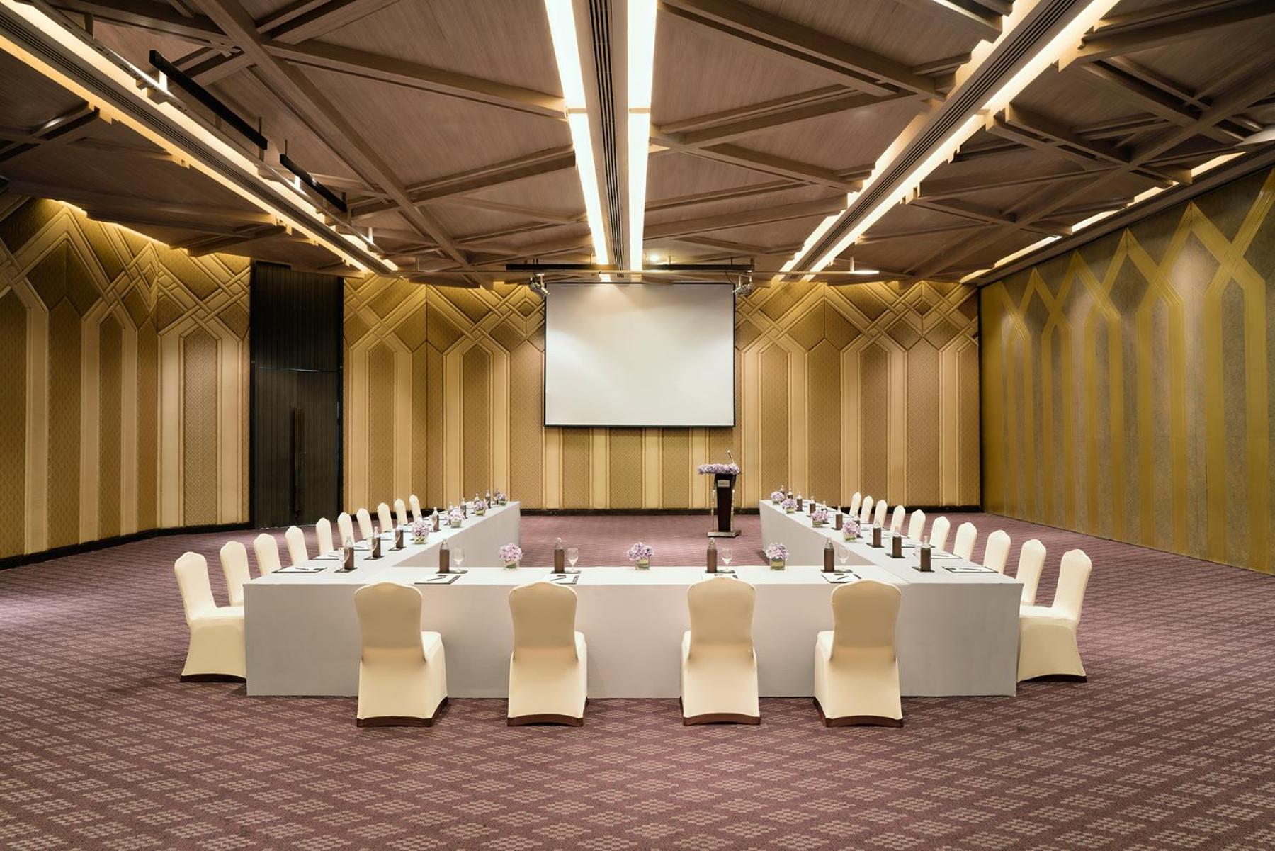 Avani Khon Kaen Hotel & Convention Centre Exterior photo