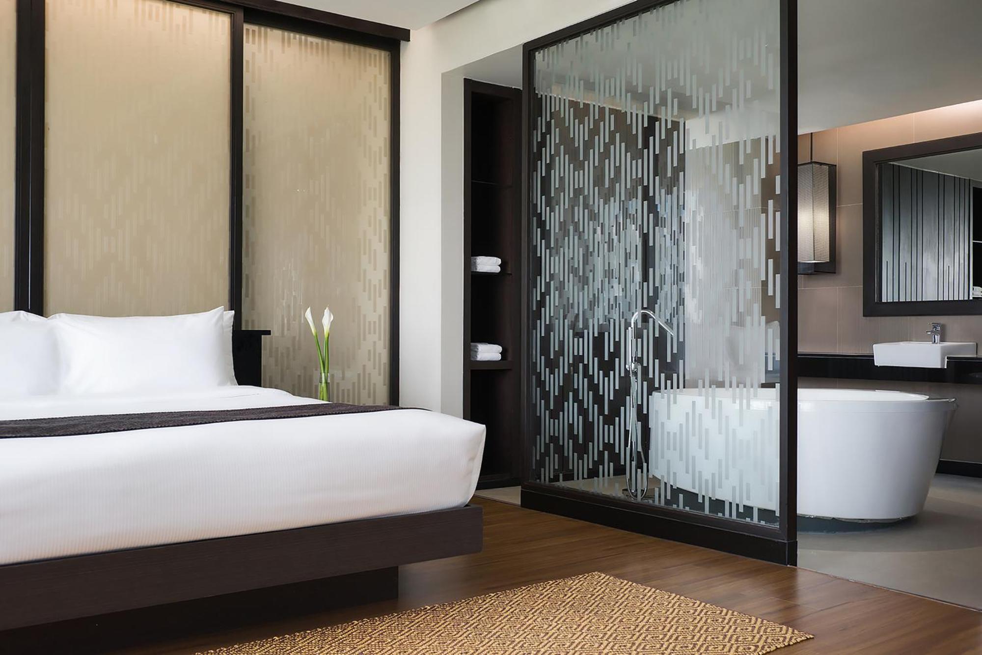 Avani Khon Kaen Hotel & Convention Centre Exterior photo