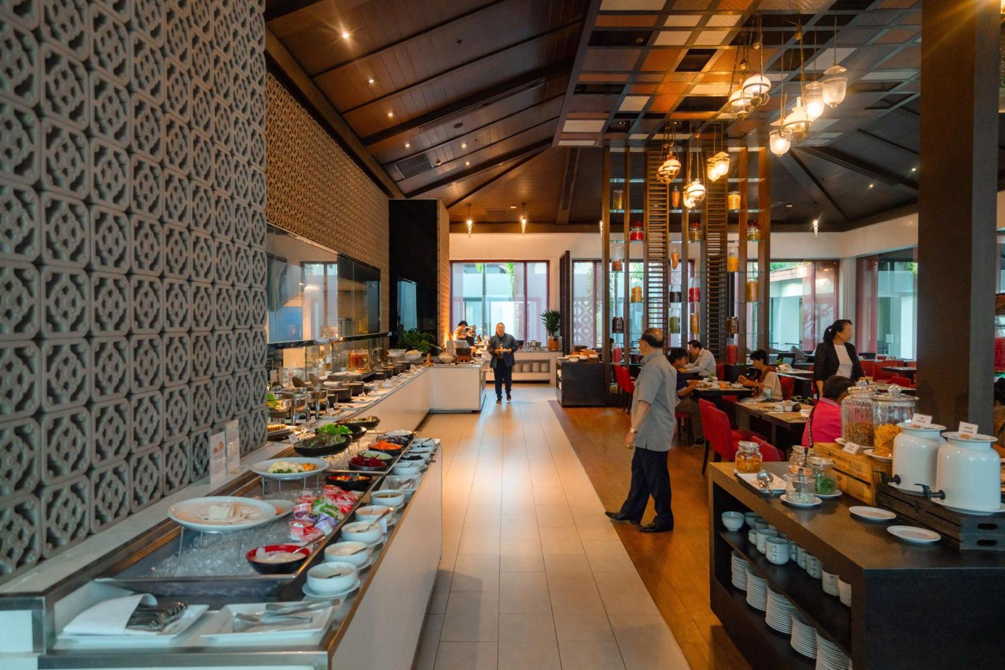 Avani Khon Kaen Hotel & Convention Centre Exterior photo