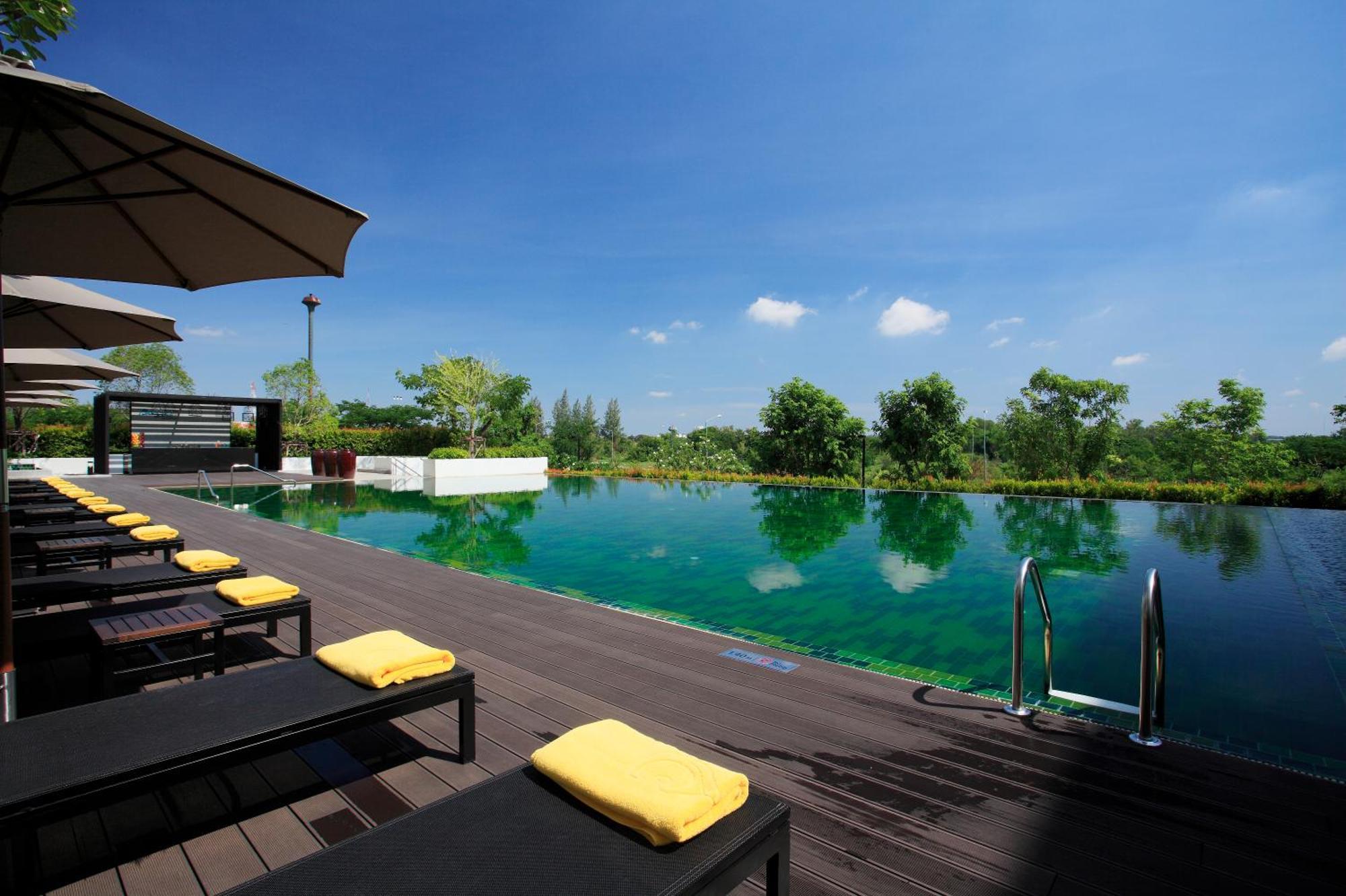 Avani Khon Kaen Hotel & Convention Centre Exterior photo